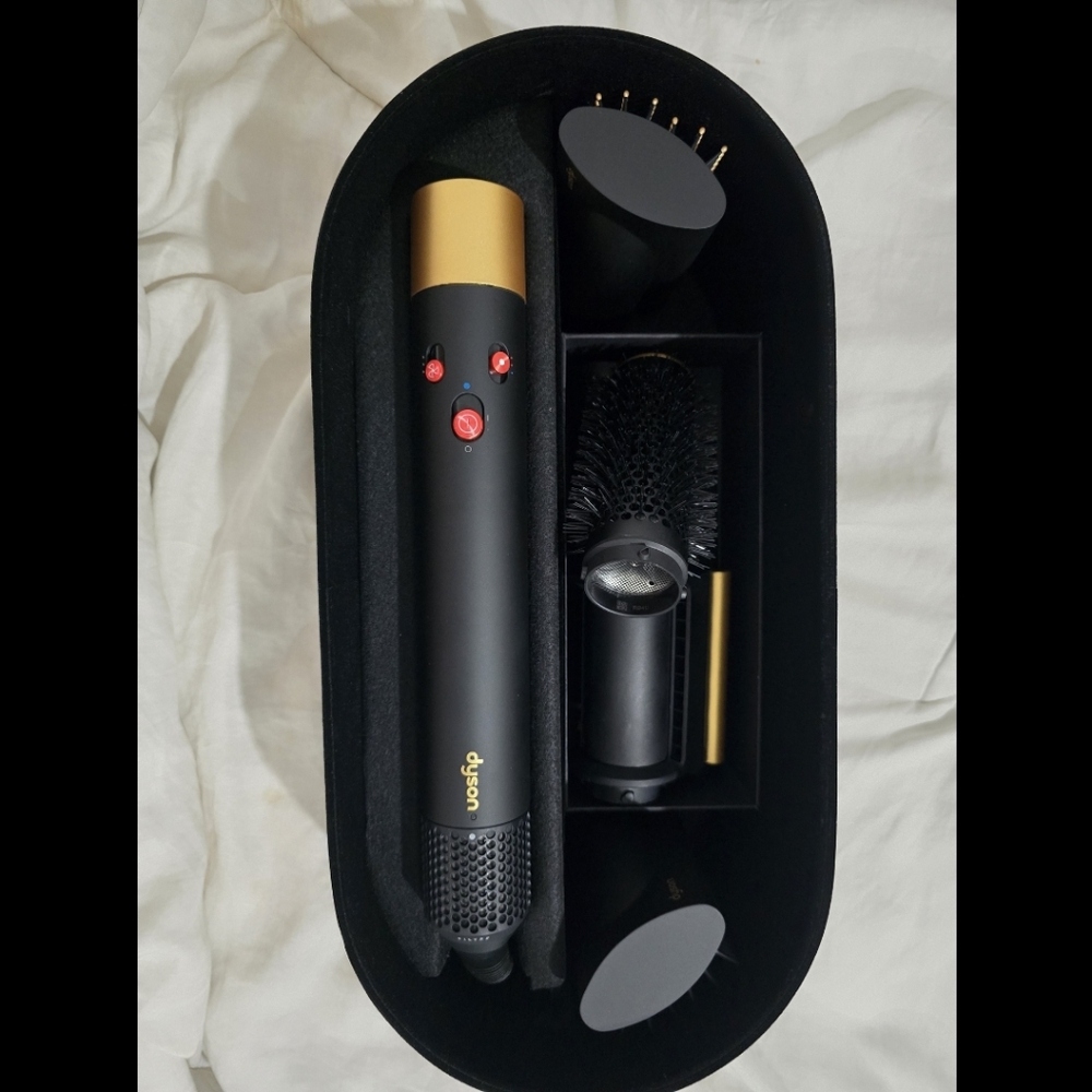 Limited Edition Dyson Airwrap Onyx Black & Gold complete long